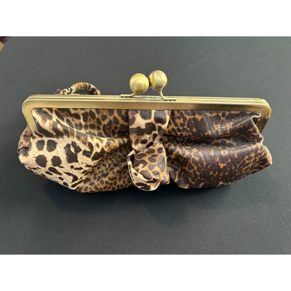 NWT Vintage Jessica Simpson Justine Leopard Wristlet Clutch Puffy Kiss Lock Bag